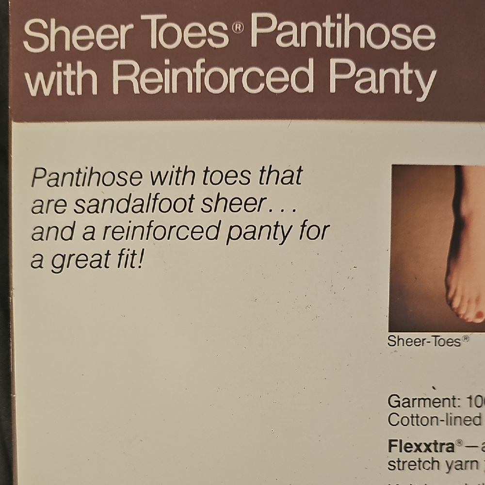 NWT Vintage JCPenney Reinforced Pantyhose in Nude - Picture 5 of 6